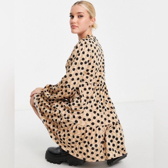 STRADIVARIUS Polka Dot Tiered Mini Dress - Picture 2 of 9
